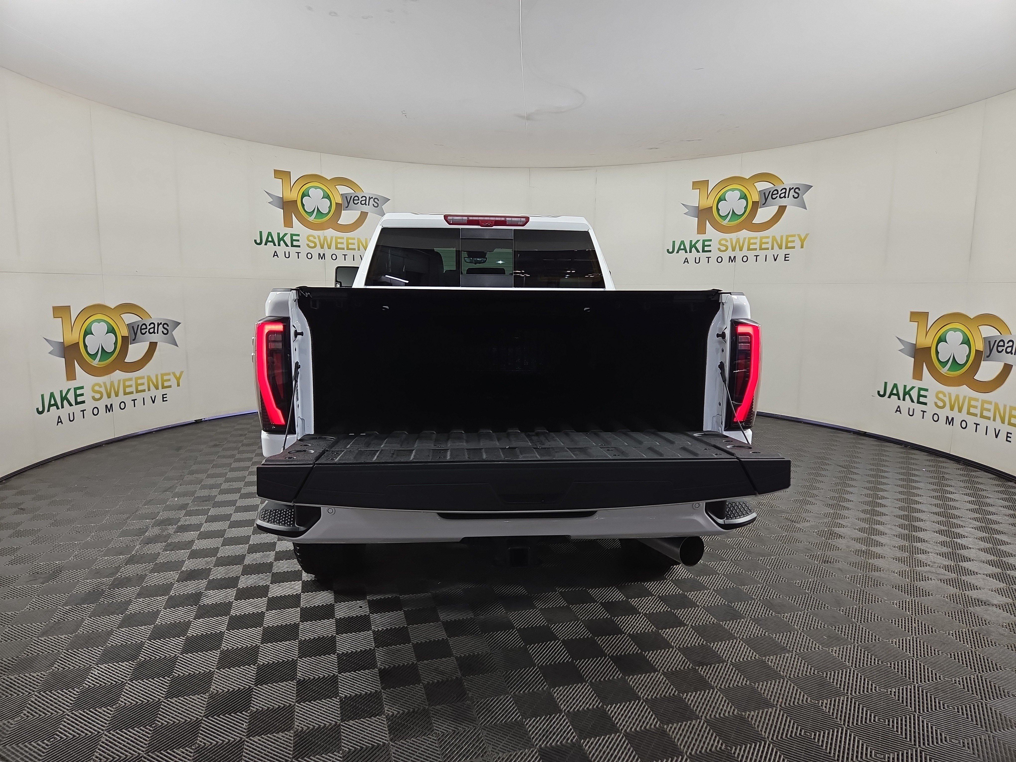 Used 2026 GMC Sierra 2500 AT4 w/ AT4 Premium Plus Package AWD/4WD image 33