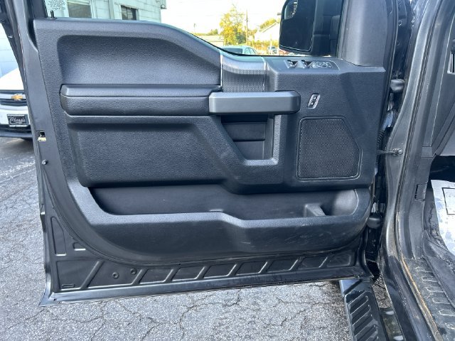 Used 2017 Ford F150 XLT w/ Equipment Group 302A Luxury AWD/4WD image 10