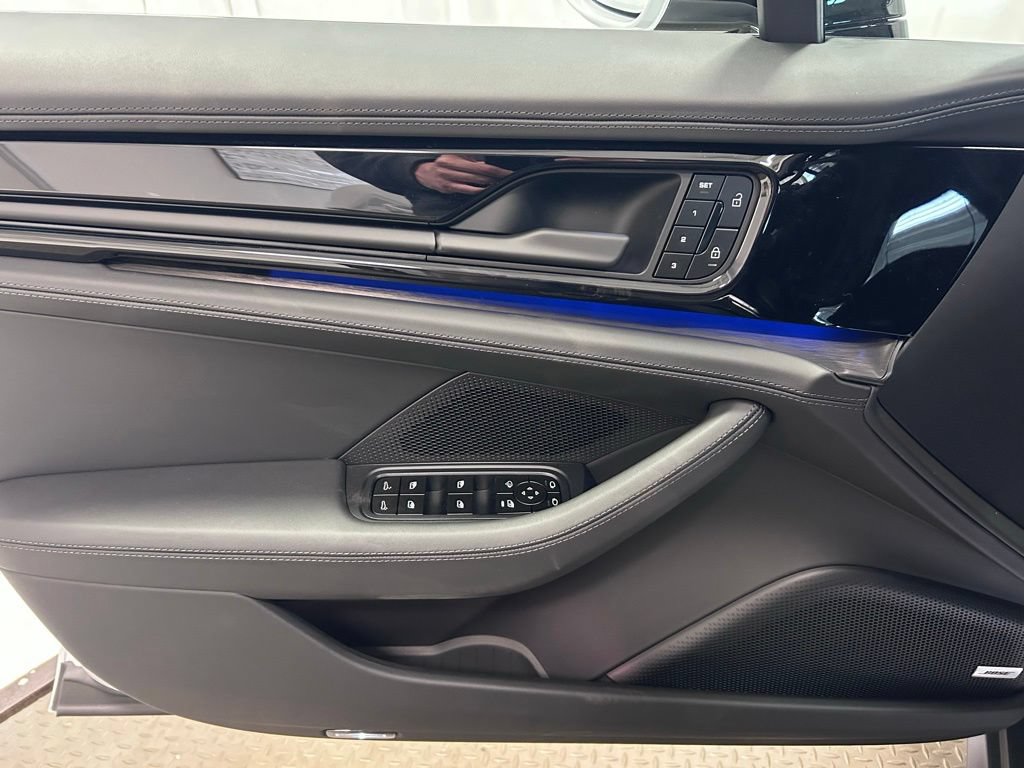 New 2026 Porsche Panamera 4 AWD/4WD image 7