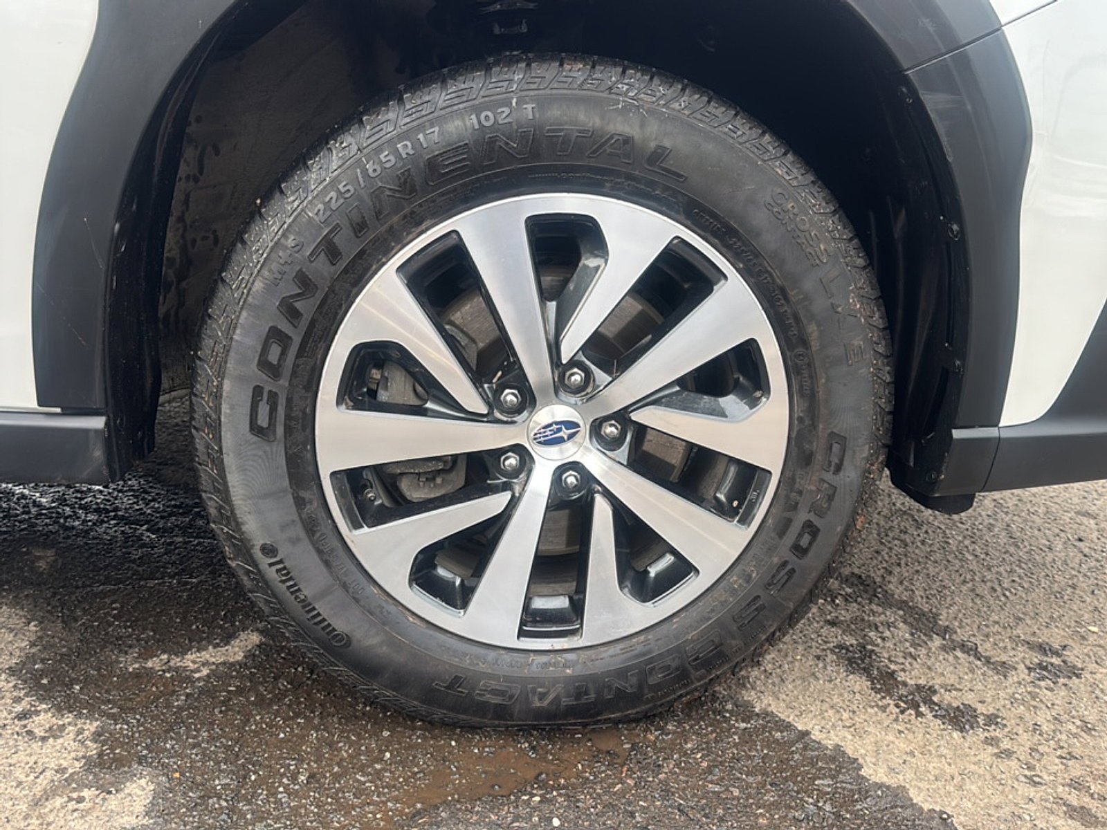 Certified 2024 Subaru Outback Premium AWD/4WD image 44