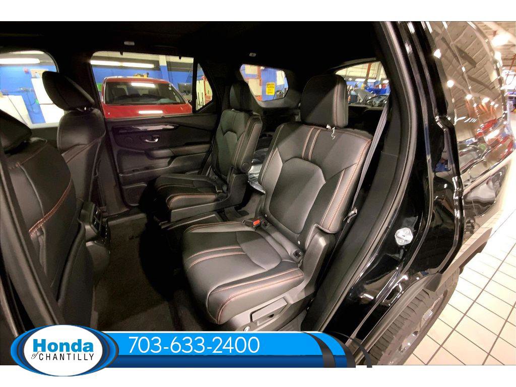 New 2026 Honda Pilot TrailSport image 11