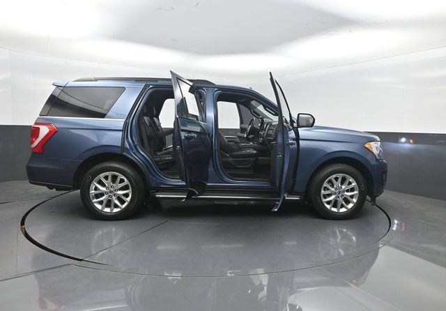 Used 2020 Ford Expedition XLT w/ Equipment Group 202A RWD image 37