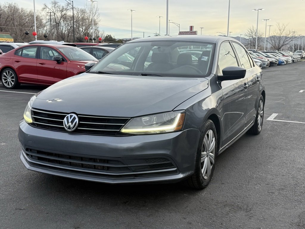 Used 2017 Volkswagen Jetta S image 3