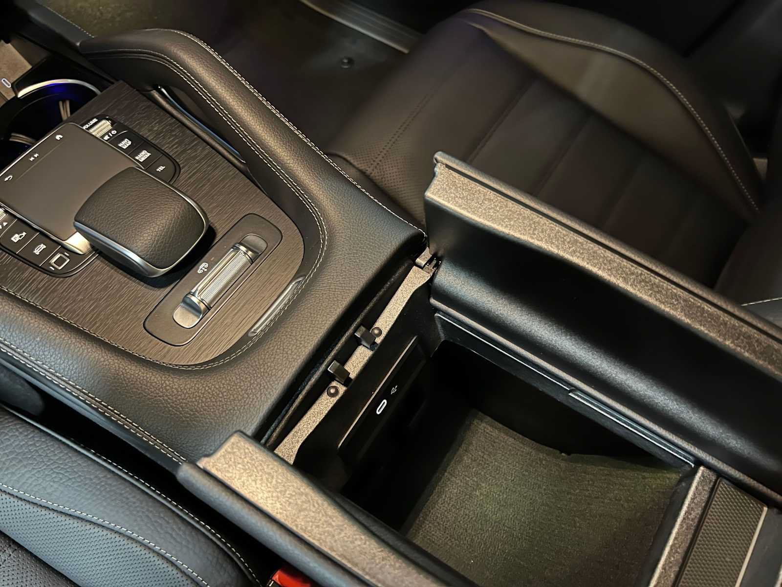 New 2026 Mercedes-Benz GLS 450 4MATIC image 34