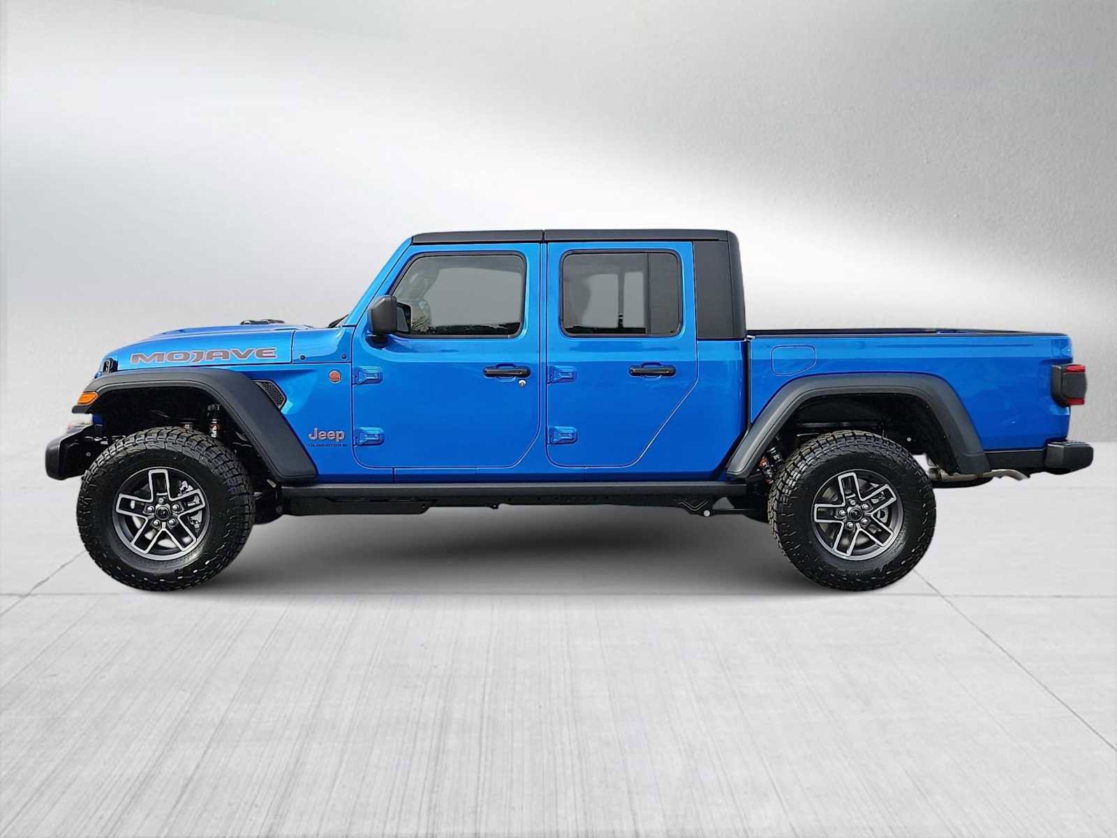 New 2026 Jeep Gladiator Mojave image 5