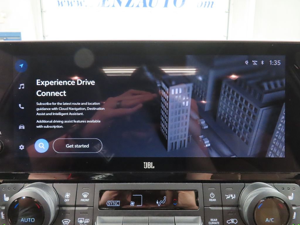 Used 2025 Toyota Grand Highlander AWD Hybrid image 18