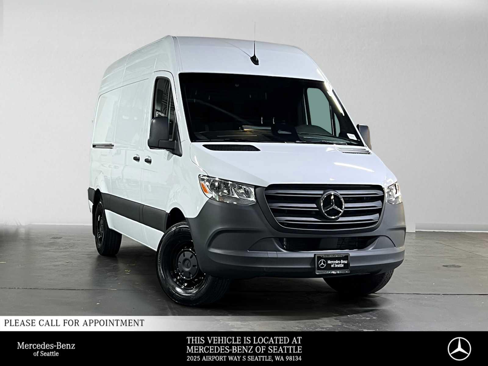 Used 2026 Mercedes-Benz Sprinter 2500 image 1