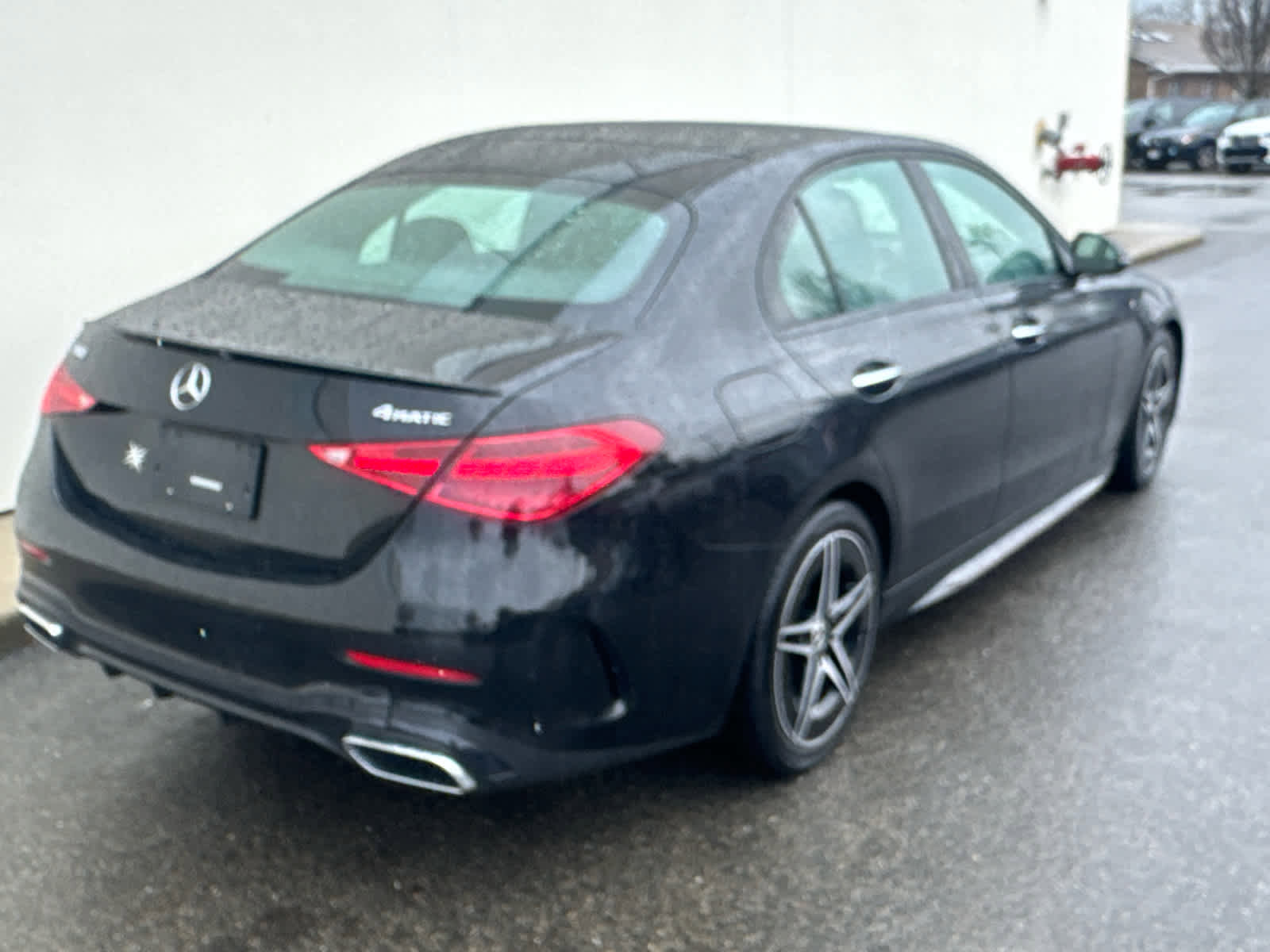 Used 2023 Mercedes-Benz C 300 4MATIC Sedan image 4