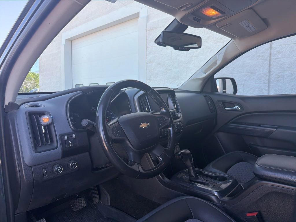 Used 2017 Chevrolet Colorado Z71 AWD/4WD image 12