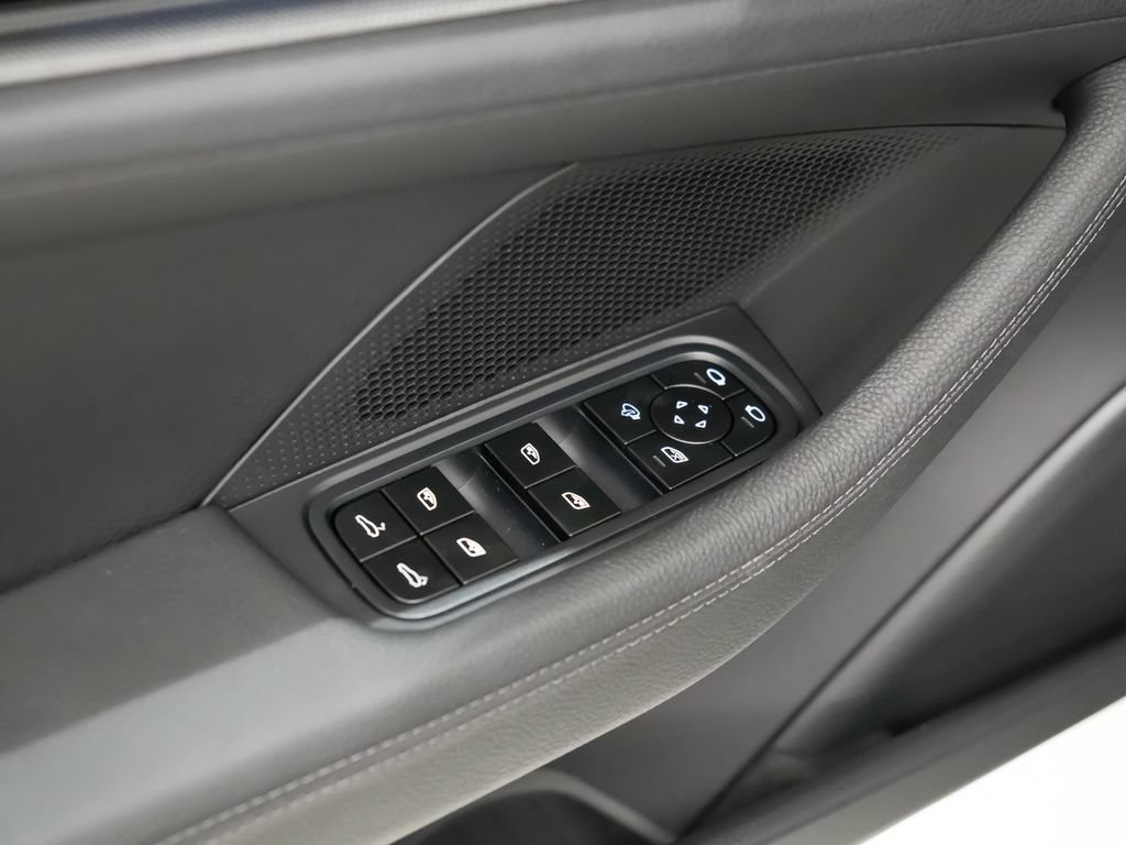 New 2026 Porsche Panamera 4 AWD/4WD image 22