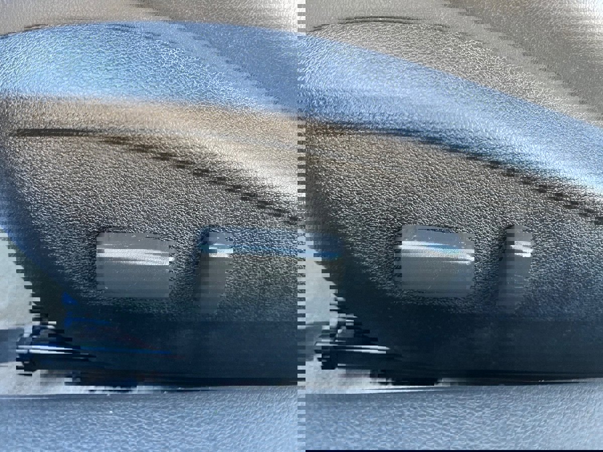 Used 2014 Chevrolet Camaro SS image 26