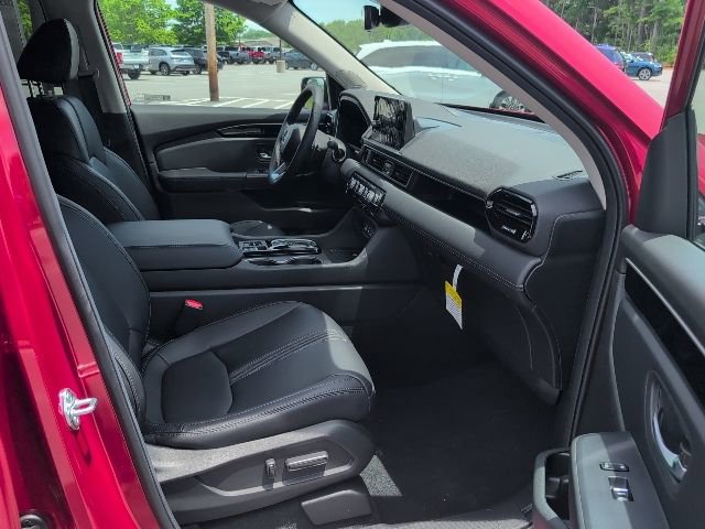 New 2025 Honda Pilot TrailSport image 17