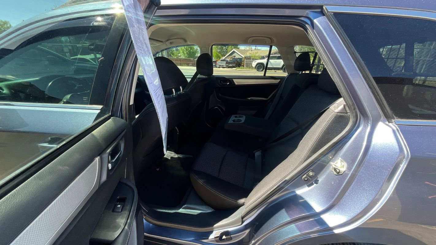 Used 2016 Subaru Outback 2.5i Premium image 19
