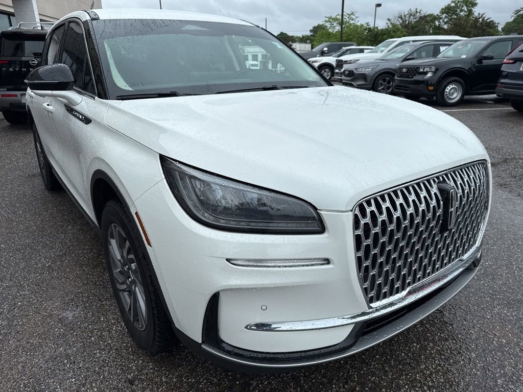 Used 2024 Lincoln Corsair FWD w/ Equipment Group 101A image 11