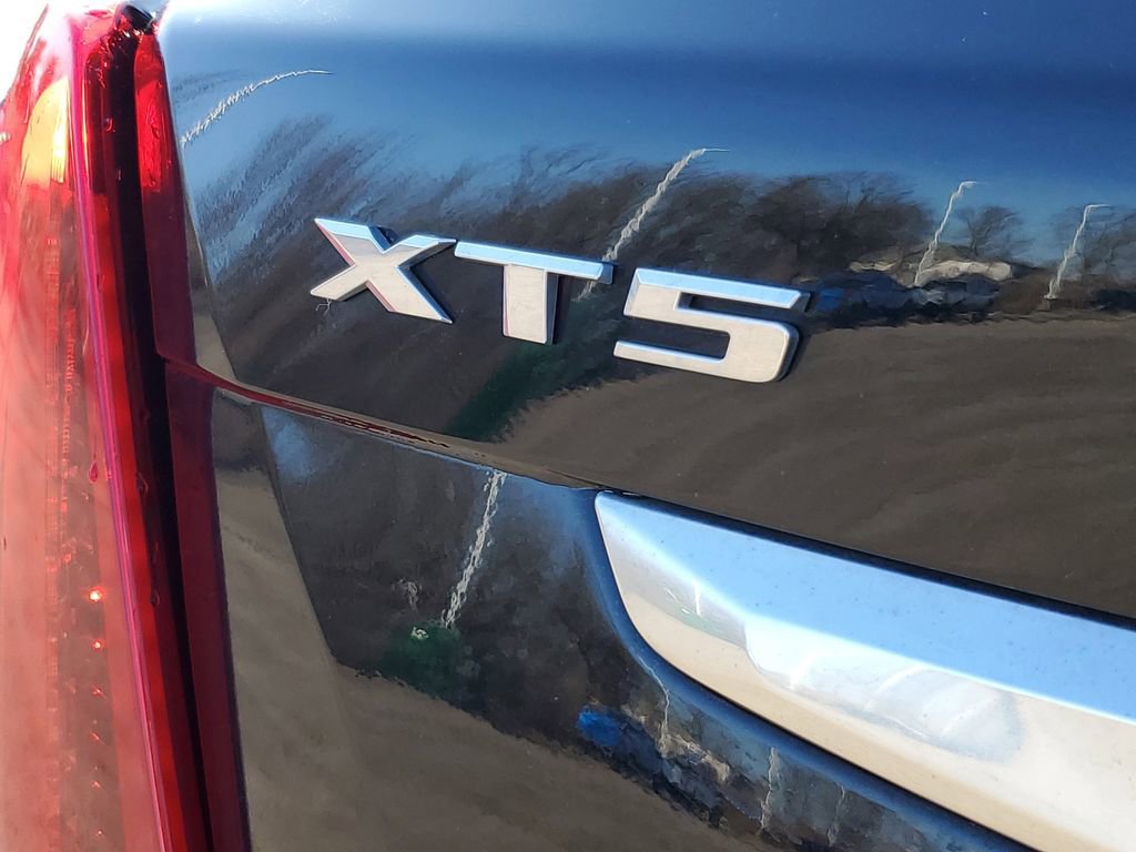Used 2023 Cadillac XT5 Luxury image 29