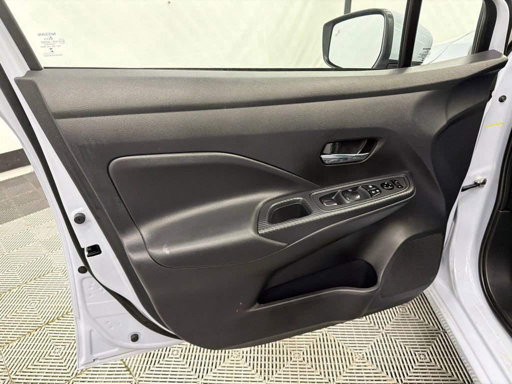 Used 2024 Nissan Versa SV w/ Trunk Package image 11