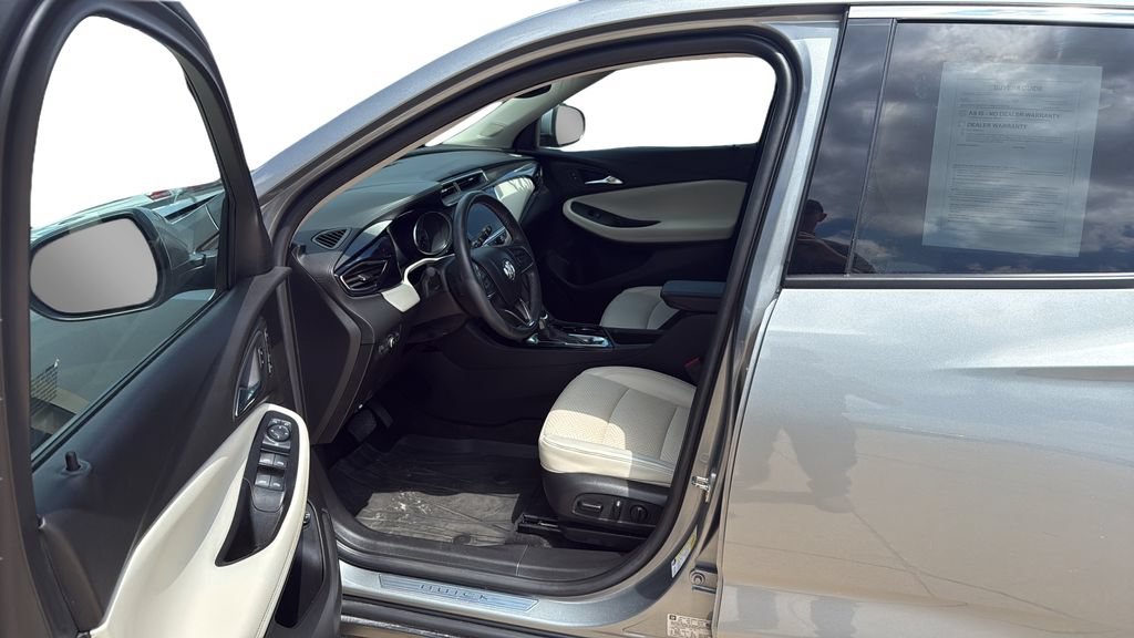 Used 2023 Buick Encore GX Essence w/ Experience Buick Package FWD image 13