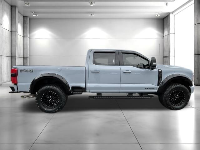 Used 2025 Ford F350 Lariat w/ Black Appearance Package image 8