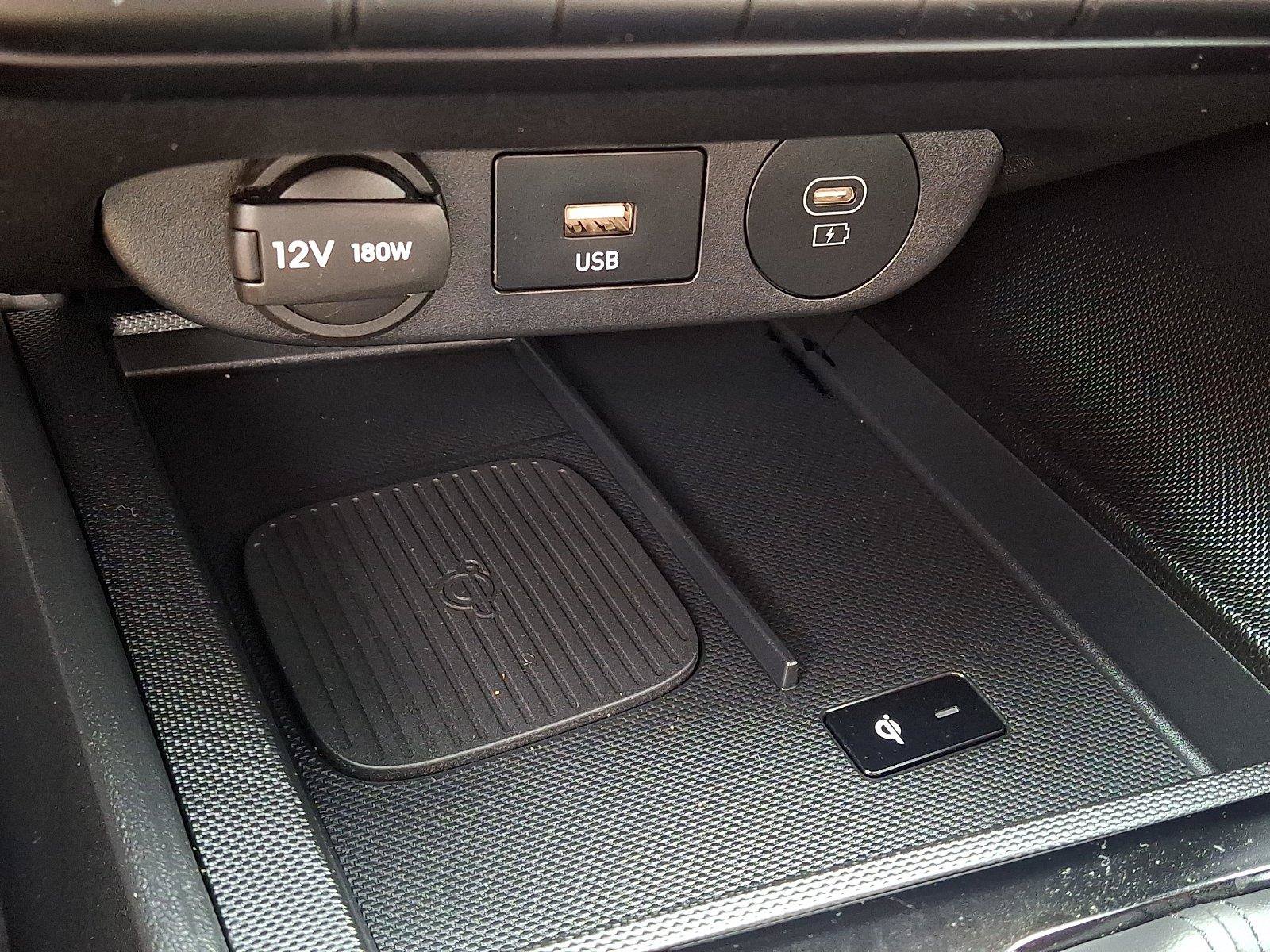 Used 2025 Hyundai Elantra Sport FWD image 26