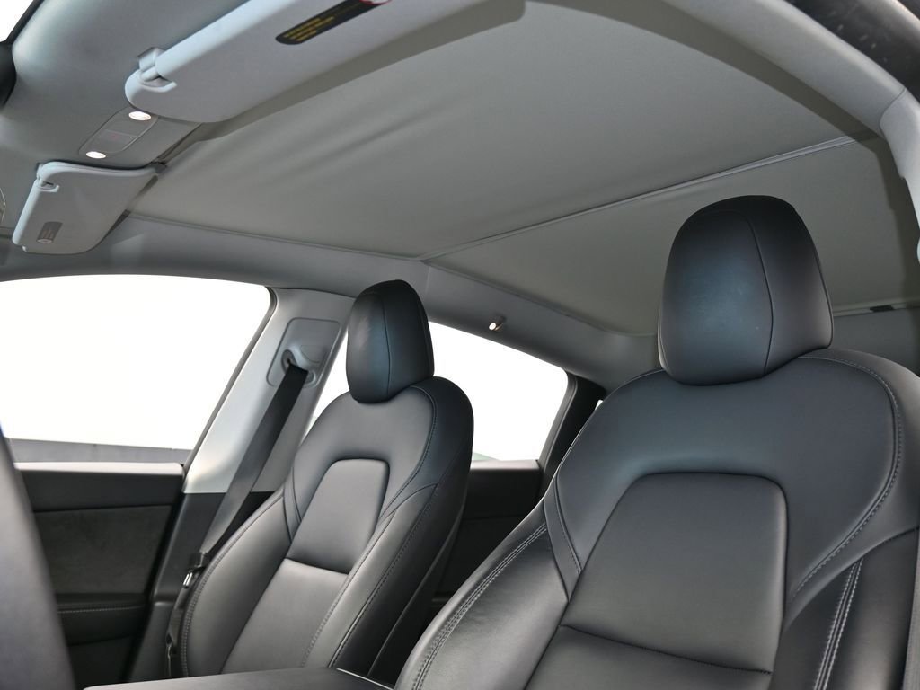 Used 2022 Tesla Model Y Performance image 11