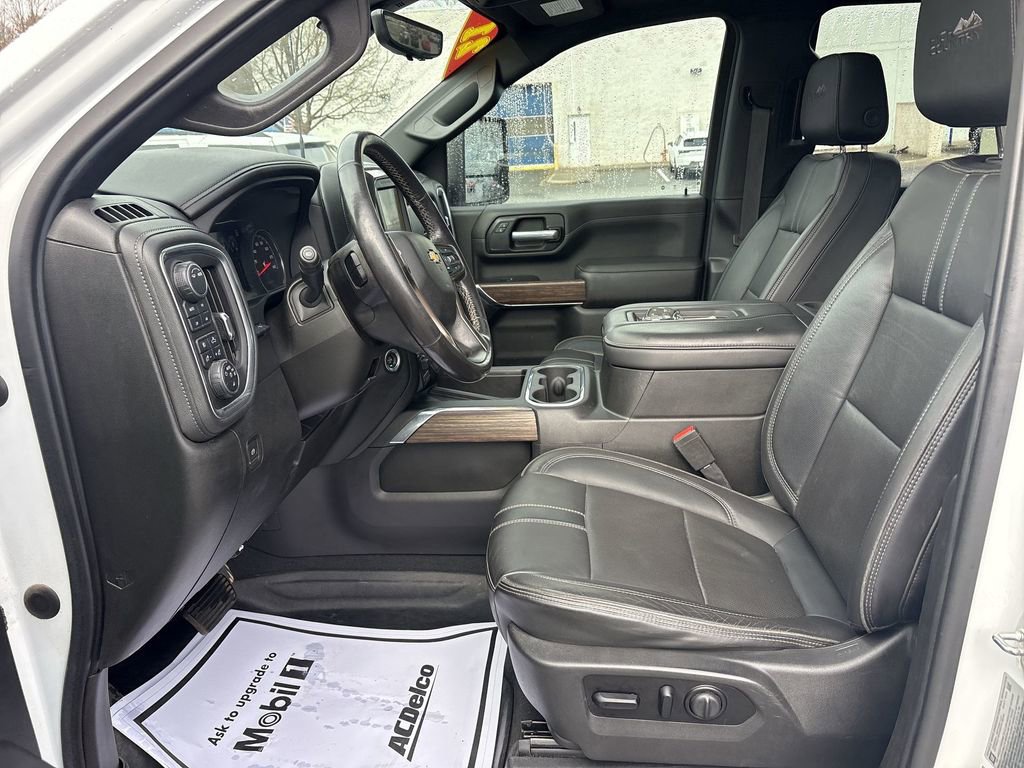 Certified 2021 Chevrolet Silverado 3500 High Country w/ Technology Package image 23