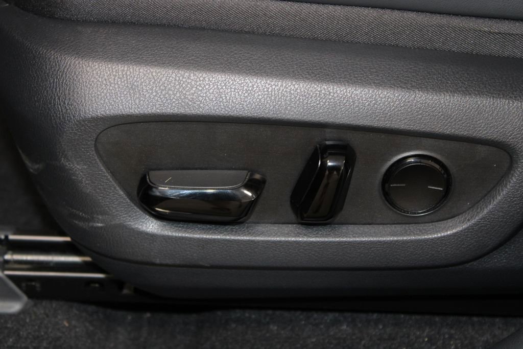 Used 2025 Lexus NX 450h+ F Sport w/ Accessory Package (2T) image 16