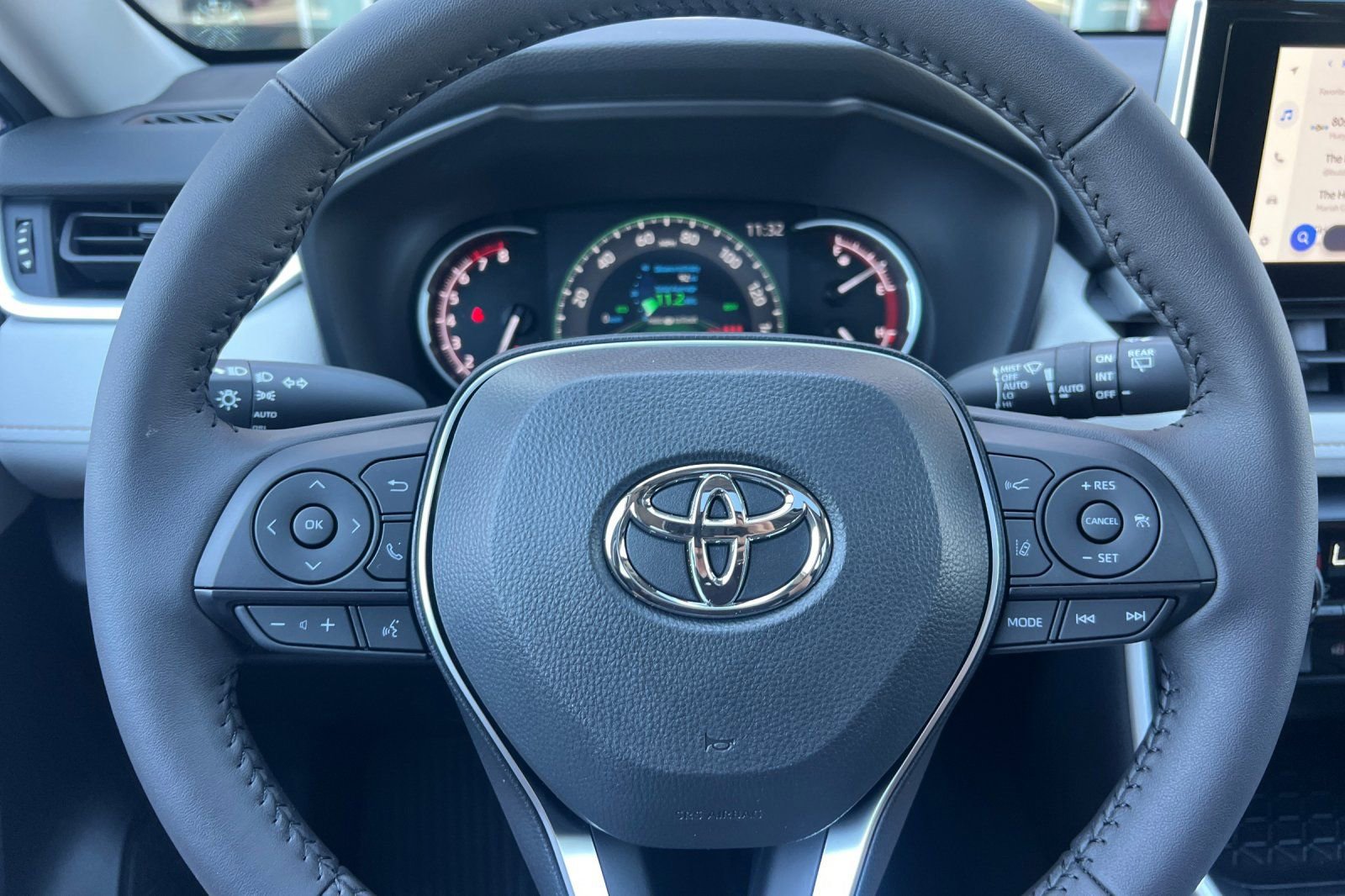 Used 2025 Toyota RAV4 XLE w/ Convenience Package AWD/4WD image 20