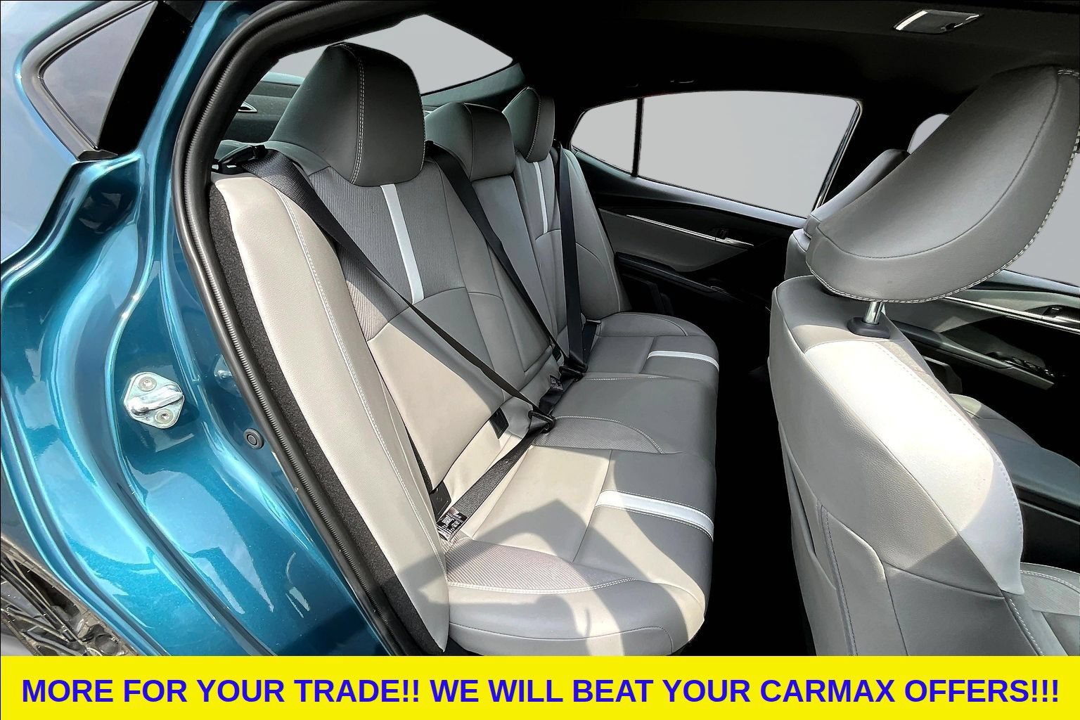 Used 2025 Toyota Camry SE FWD image 23