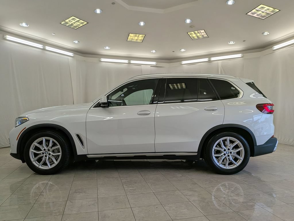 Used 2021 BMW X5 xDrive40i w/ Executive Package AWD/4WD image 5