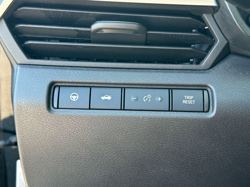 Used 2021 Nissan Altima 2.5 SL AWD/4WD image 18