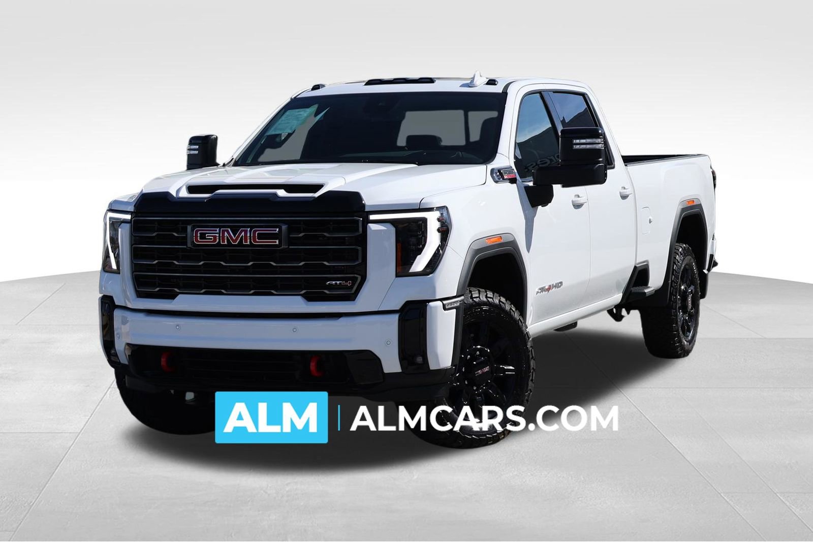 Used 2026 GMC Sierra 2500 AT4 image 1