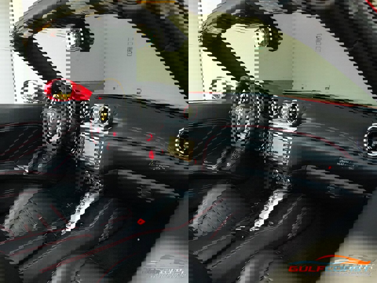 Used 2015 Ferrari California T image 32