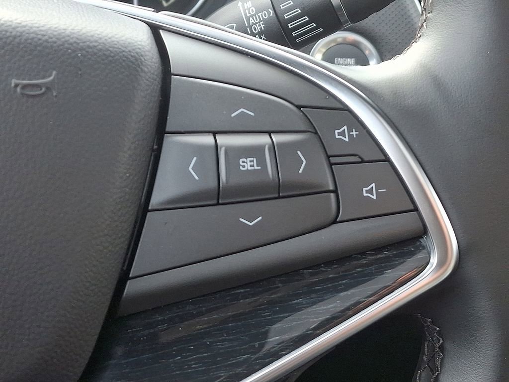 Certified 2025 Cadillac XT5 Premium Luxury w/ LPO, Floor Liner Package image 23