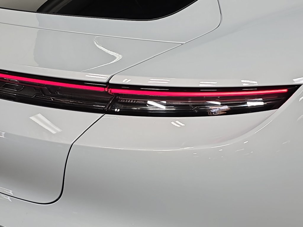 New 2026 Porsche Taycan RWD image 30