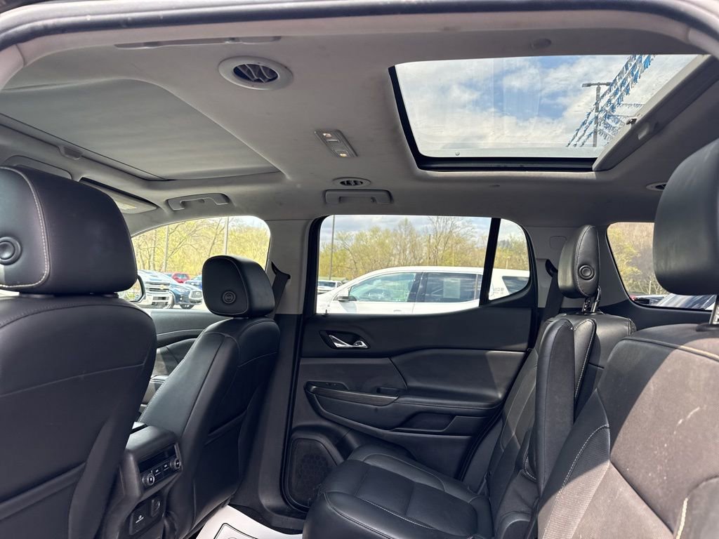 Used 2019 GMC Acadia SLT AWD/4WD image 12