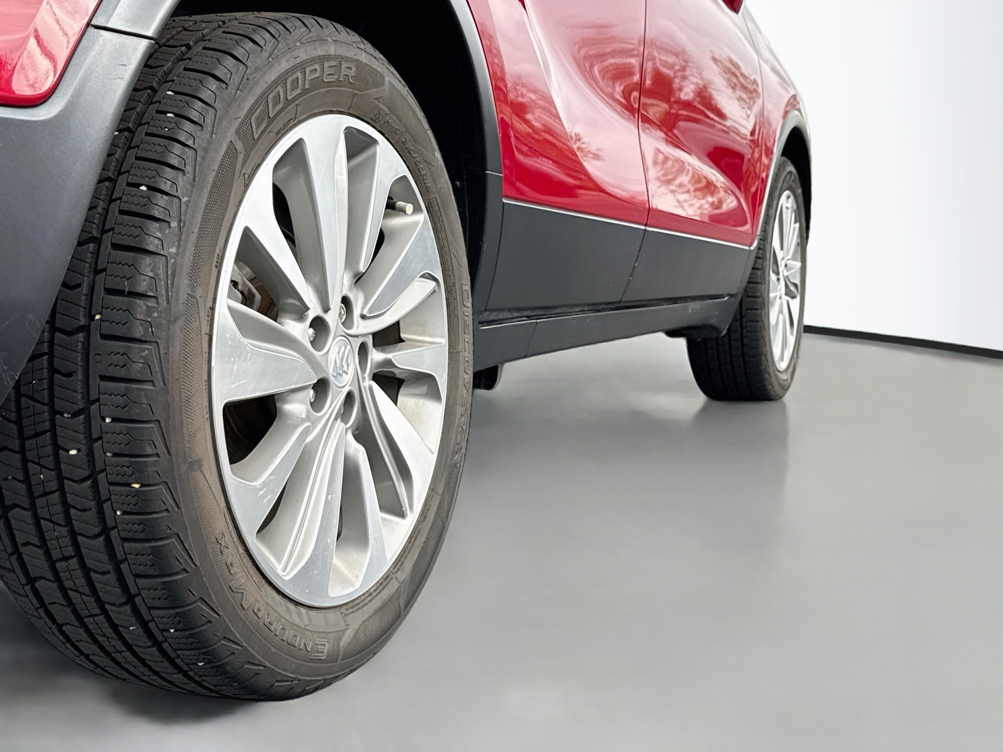 Used 2018 Buick Encore Preferred FWD image 9