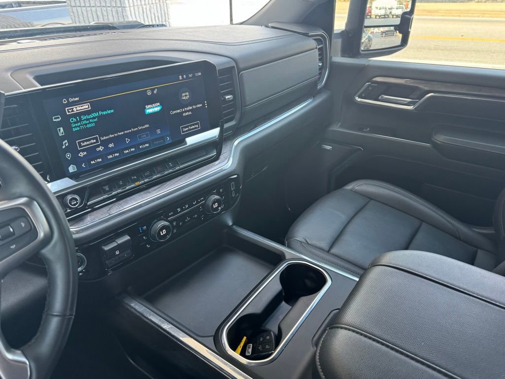Used 2024 Chevrolet Silverado 3500 LTZ w/ LTZ Convenience Package image 13