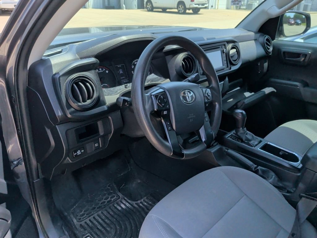 Used 2018 Toyota Tacoma SR w/ SR Convenience Package RWD image 8