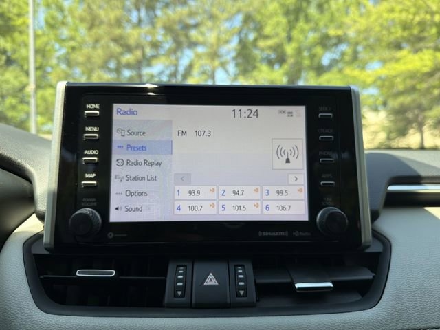 Used 2019 Toyota RAV4 Limited w/ Cold Weather Package FWD image 16