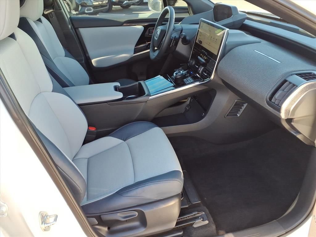 Certified 2023 Subaru Solterra AWD image 21