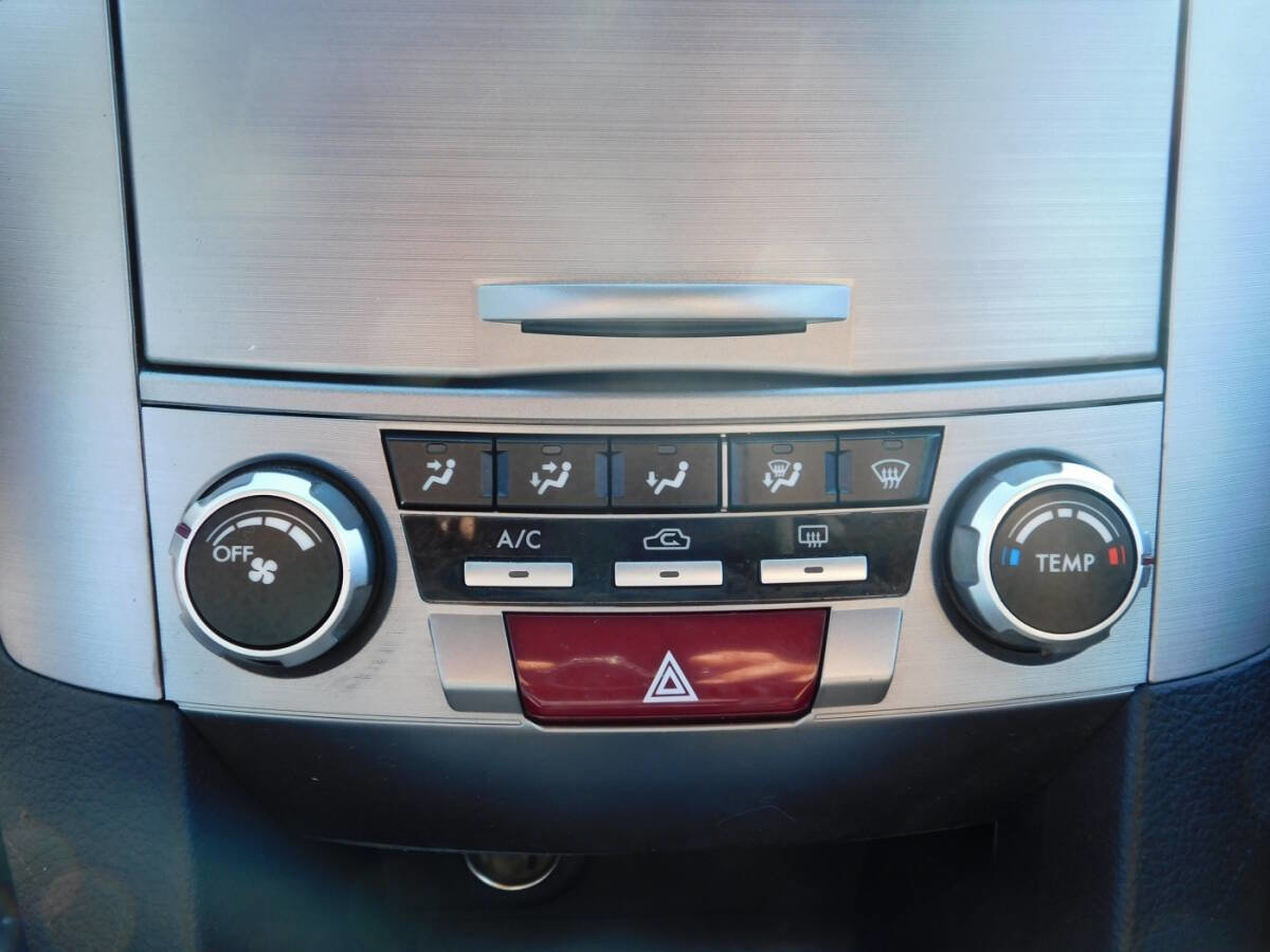 Used 2012 Subaru Outback 2.5i Premium image 12