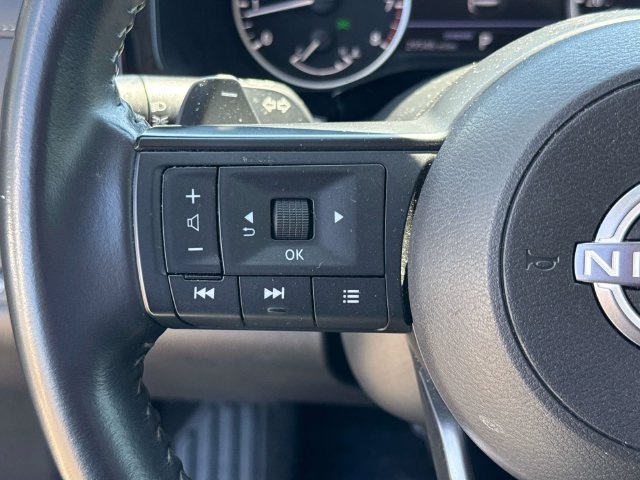Used 2025 Nissan Pathfinder SV FWD image 25