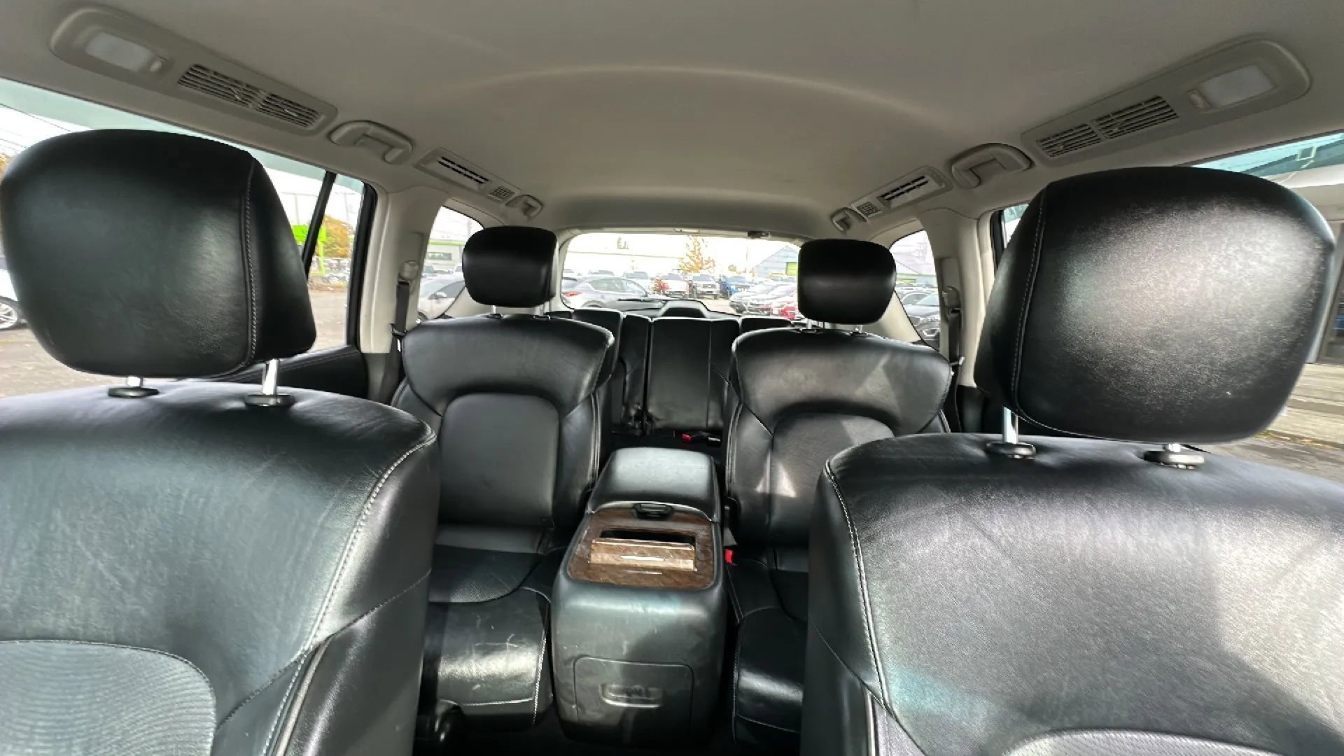 Used 2015 INFINITI QX80 4WD w/ 22" Wheel Package image 9
