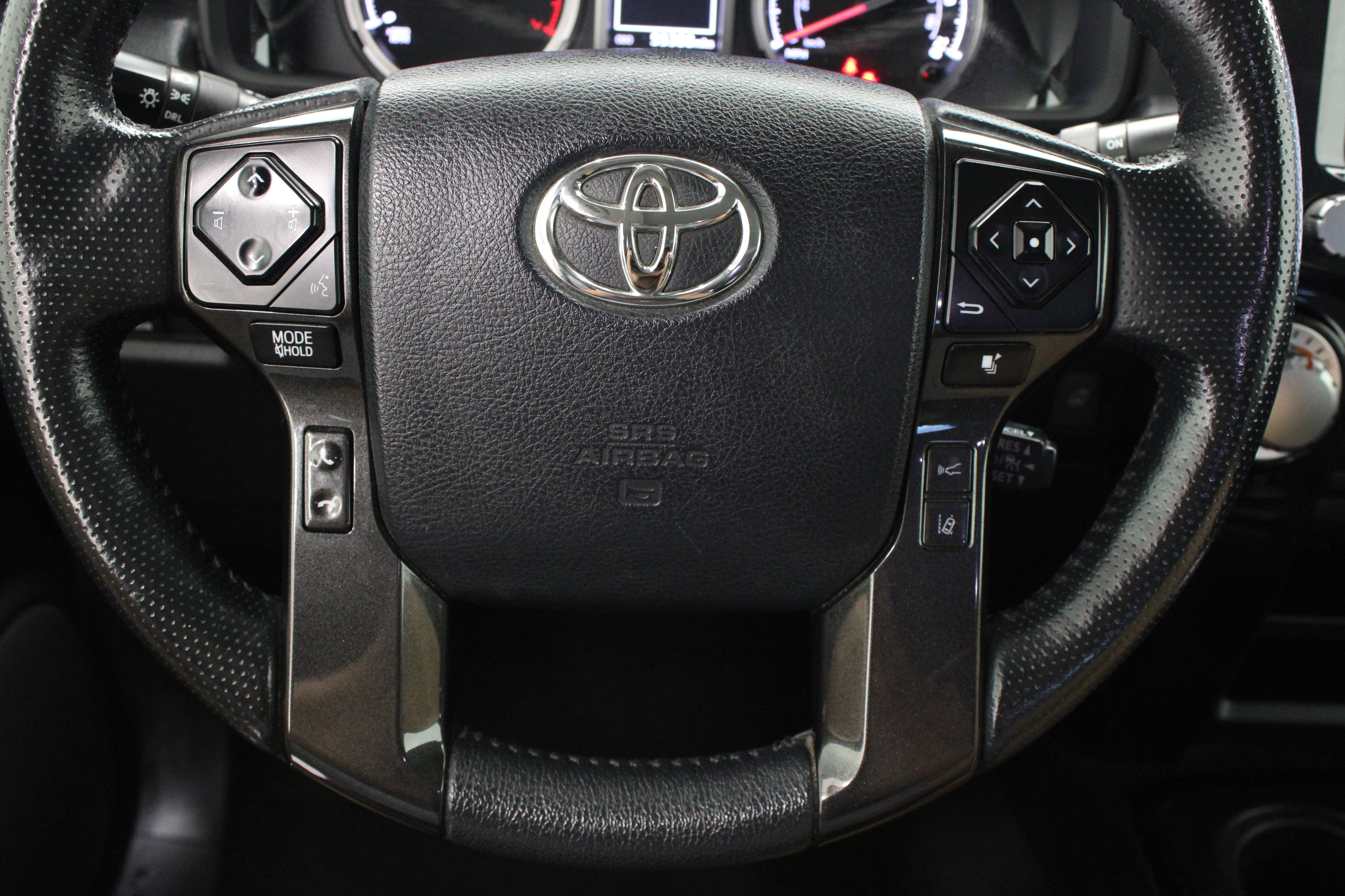 Used 2023 Toyota 4Runner TRD Off-Road Premium w/ Moonroof Package AWD/4WD image 27