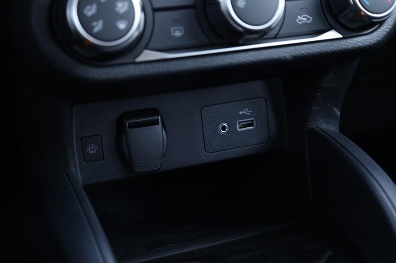 New 2025 Nissan Versa SV w/ Trunk Package image 14