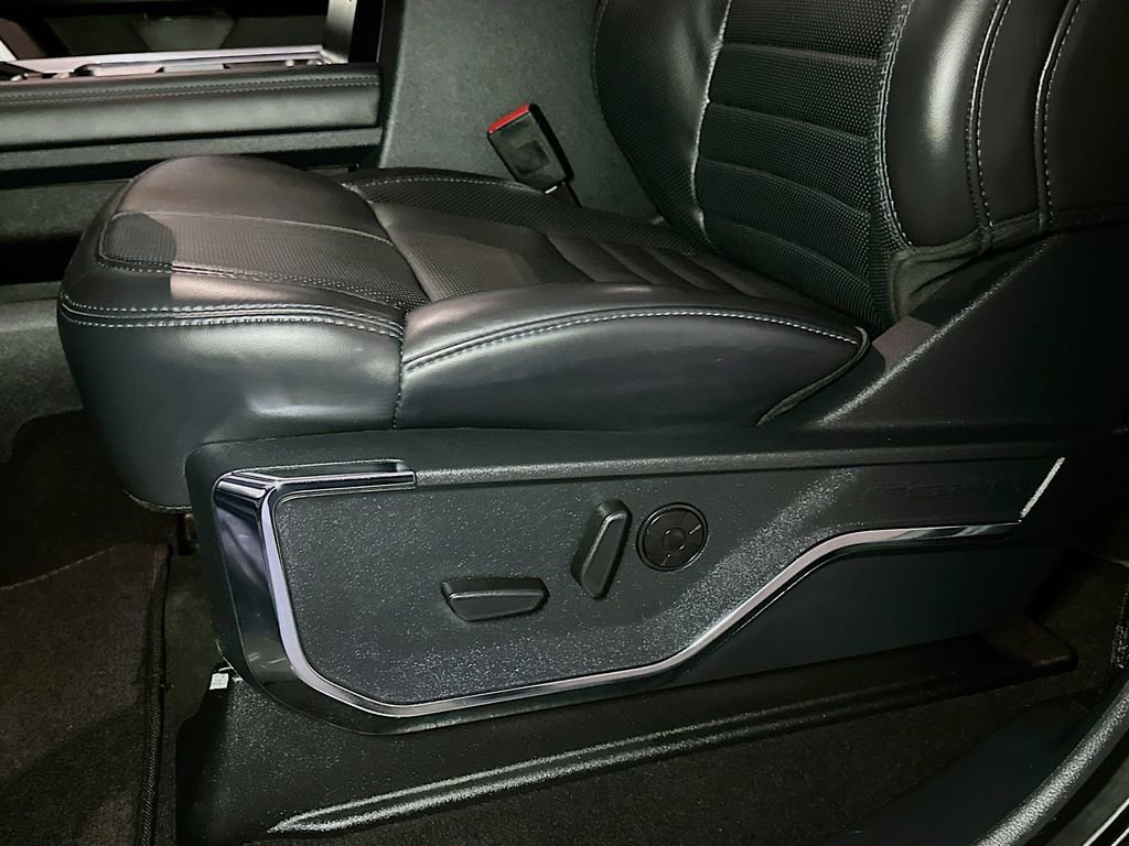 Certified 2025 Ford F250 Platinum image 16
