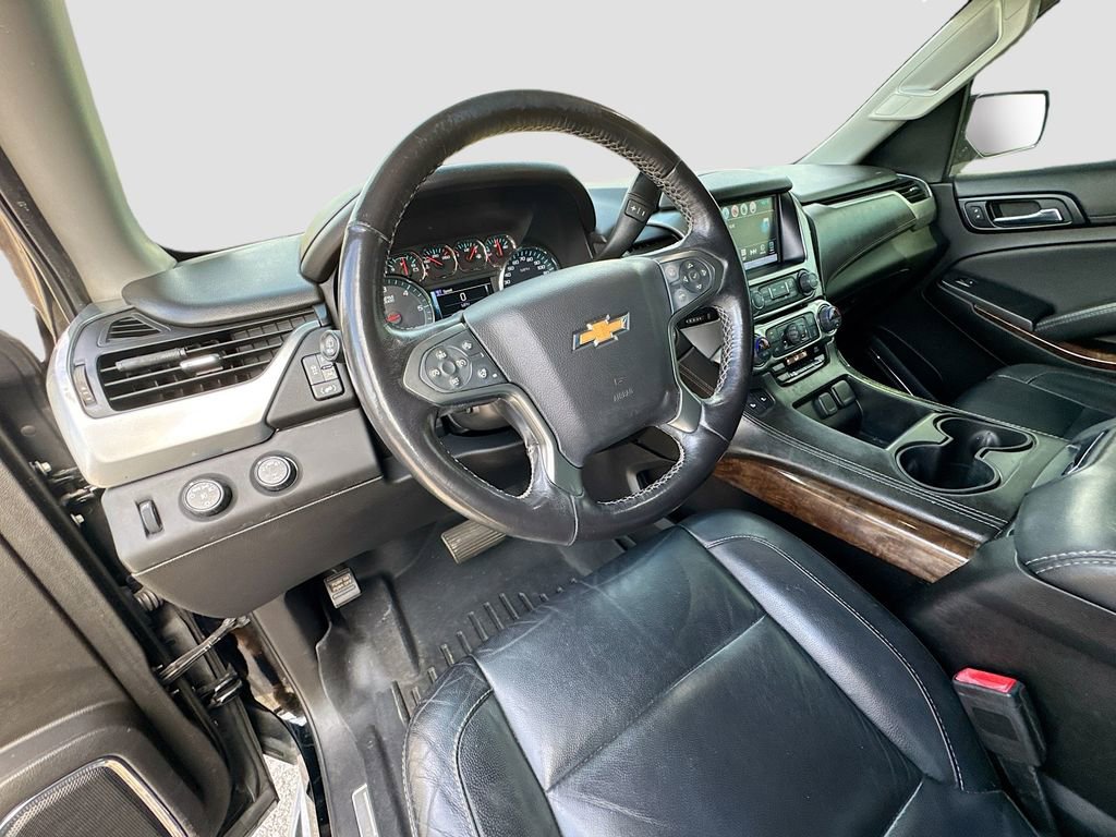 Used 2020 Chevrolet Tahoe LT w/ Luxury Package image 9
