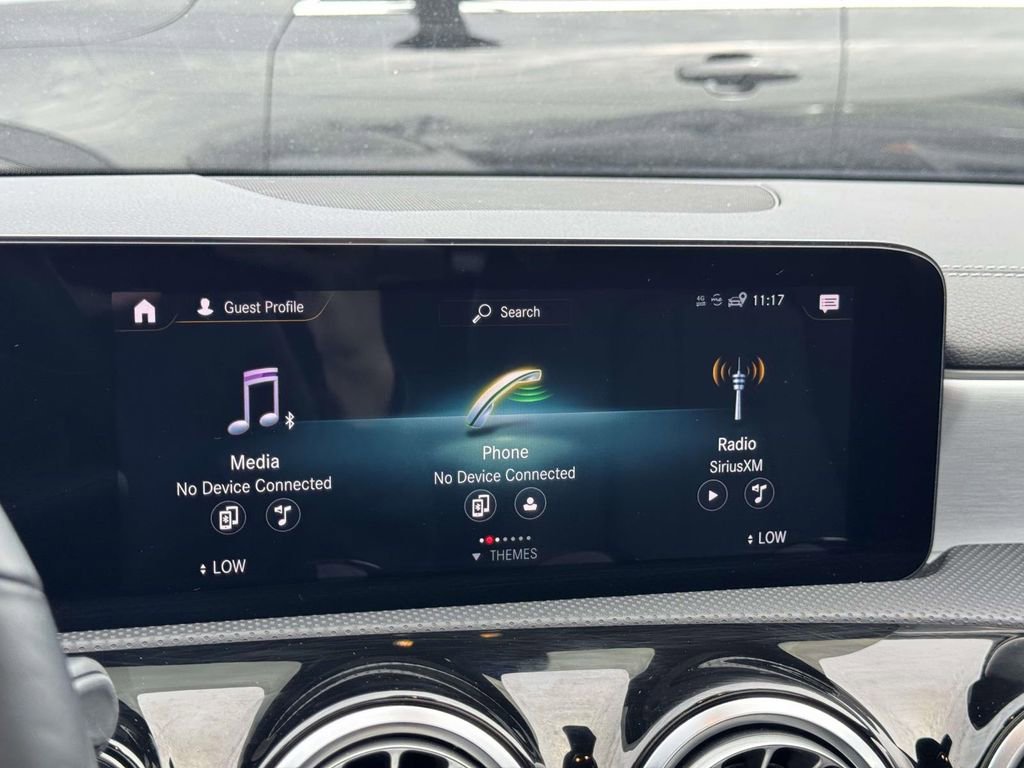 Used 2021 Mercedes-Benz CLA 250 4MATIC image 27