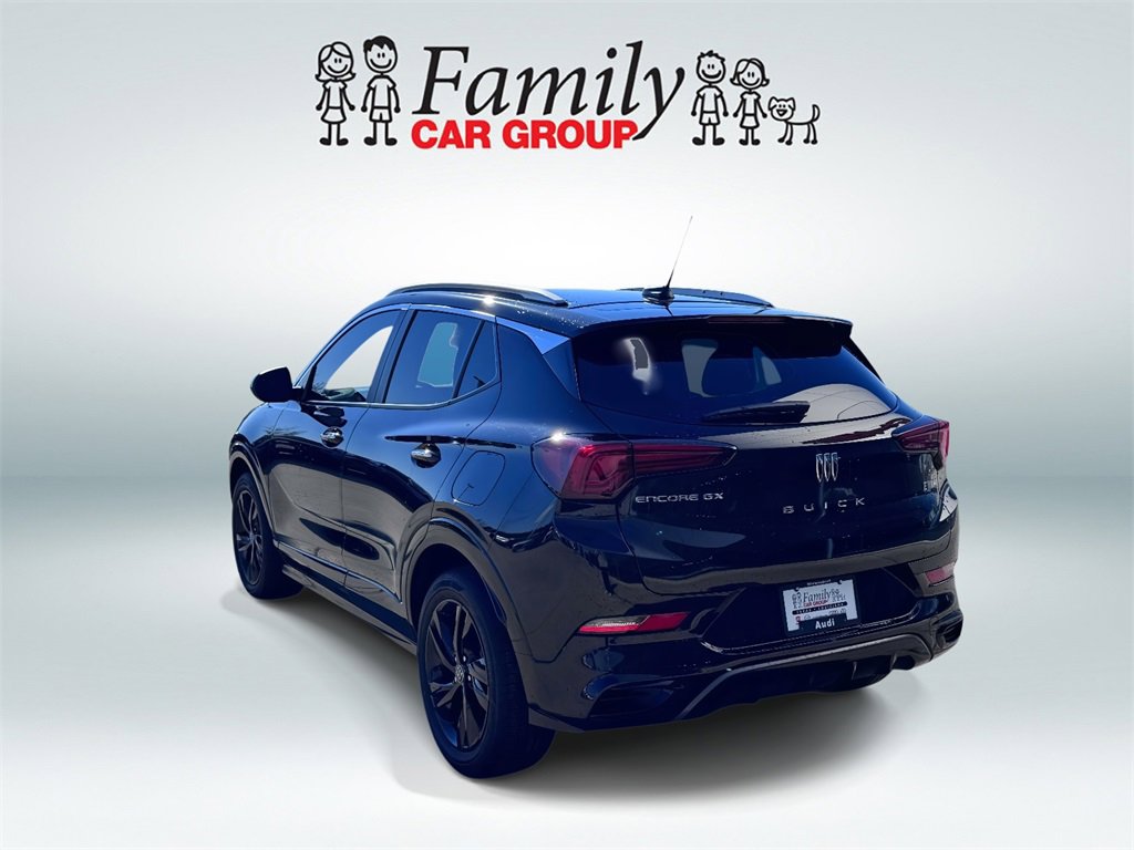 Used 2024 Buick Encore GX Sport Touring image 4