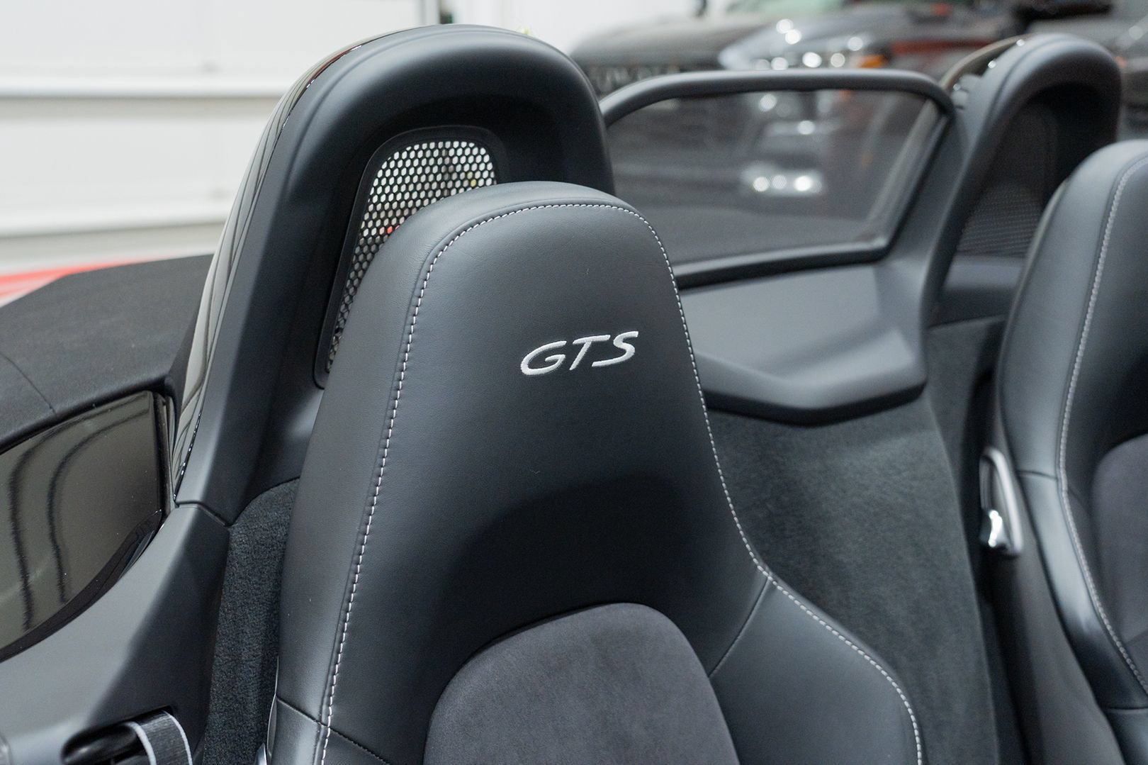 Used 2016 Porsche Boxster GTS RWD image 31